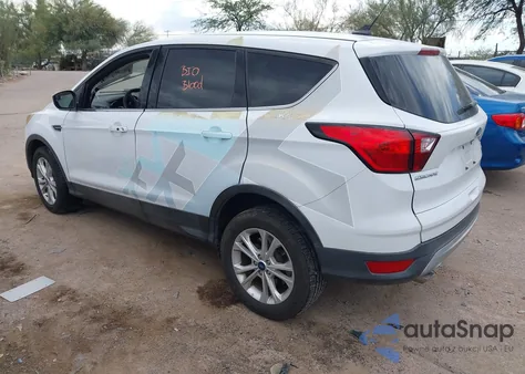2019 Ford Escape Se z USA, uszkodzony, nr VIN 1FMCU0GD6KUA21808